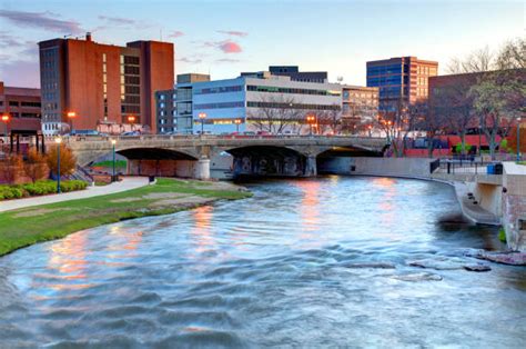 Sioux Falls South Dakota Stock Photos Pictures And Royalty Free Images