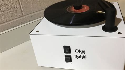 How To Use An Okki Nokki Record Cleaning Machine Youtube