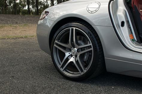 Michelin Pilot Sport 4S review - Photos