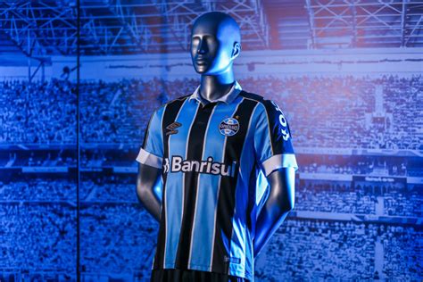 Confira Os Novos Uniformes Do Gr Mio Para A Temporada Gazeta Esportiva