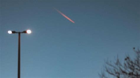 Cometa chifres cruza o céu neste final de semana saiba como vê lo