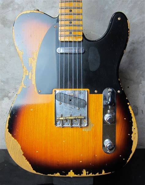 Fender Custom Shop 1952 Telecaster Relic Sunburst | Fender custom shop ...