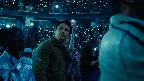 Trap Trailer Josh Hartnett Stars In M Night Shyamalan Film