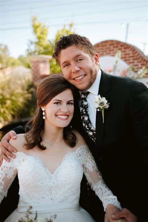 Quadriplegic Bride Uses Wedding As Motivation Bodas Parejas De La Boda