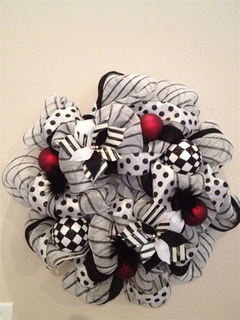 Black And White Wreath Black Christmas Decorations Christmas Mesh