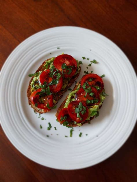 Recipe Avocado Toast With Balsamic Vinegar Reduction