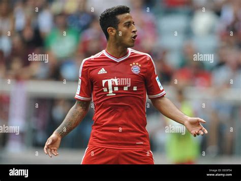 Allianz Arena Thiago Alcantara Hi Res Stock Photography And Images Alamy