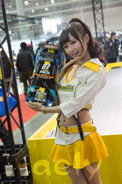 メ→リ→のフォトギャラリー「東京オートサロン2014 キャンギャル」 スズキ ワゴンrスティングレー みんカラ