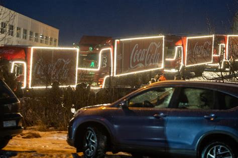 Coca Cola Lestin Vakti Lukku Venju Samkvæmt