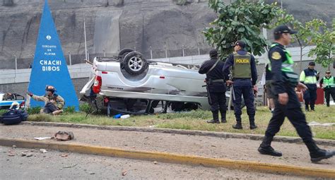 Barranco cuatro niños heridos al volcar movilidad escolar VIDEO