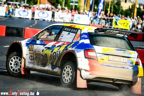 Nagy Lm Ny Volt Hogy Els Aut Nak Rajtolhattak Rallyfeeling Hu