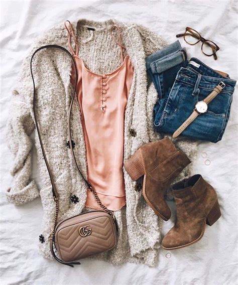 Livvylandblog Uploaded By Cozychloe Casual Fall Outfits Clothes