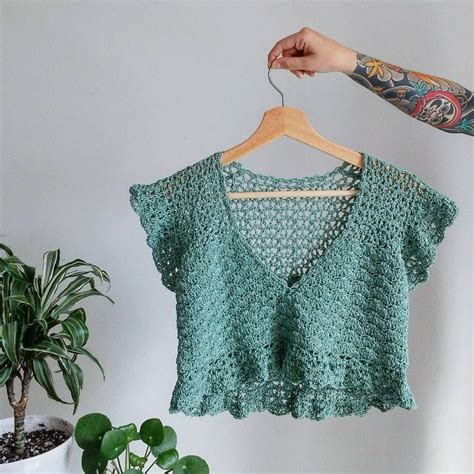 Crochet Top PATTERN // Buttercup // Adjustable Flouncy Lace - Etsy