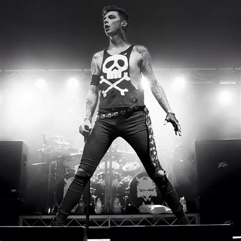 Andy Biersack Image 3304148 On Favim