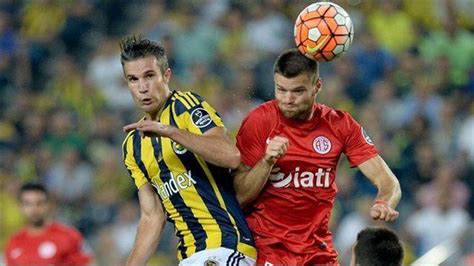 Robin Van Persie Alk Lar Toplad Fanatik Gazetesi Fenerbah E Fb