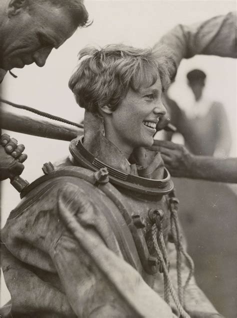 Documentary Says Amelia Earhart May Have Survived Crash Landing In The Marshall Islands Abc News