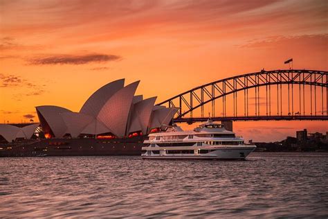 Sydney Harbour Sunset Dinner Cruise 2025