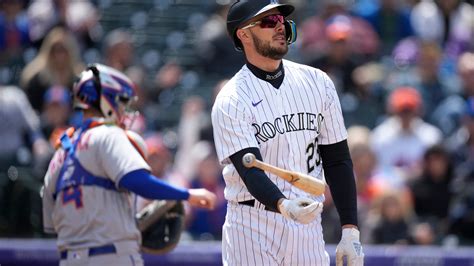 Back Soreness Sends Rockies Of Kris Bryant Back To Il