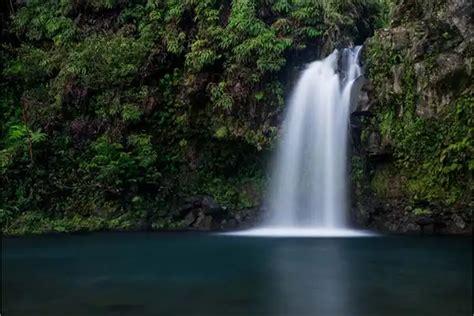 Easy Waterfall Hikes In Maui - Mauihacks