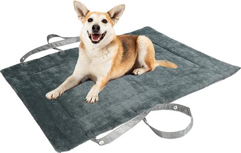 Pawsee Waterproof Portable Dog Mat Foldable Dog Travel Bed Washable