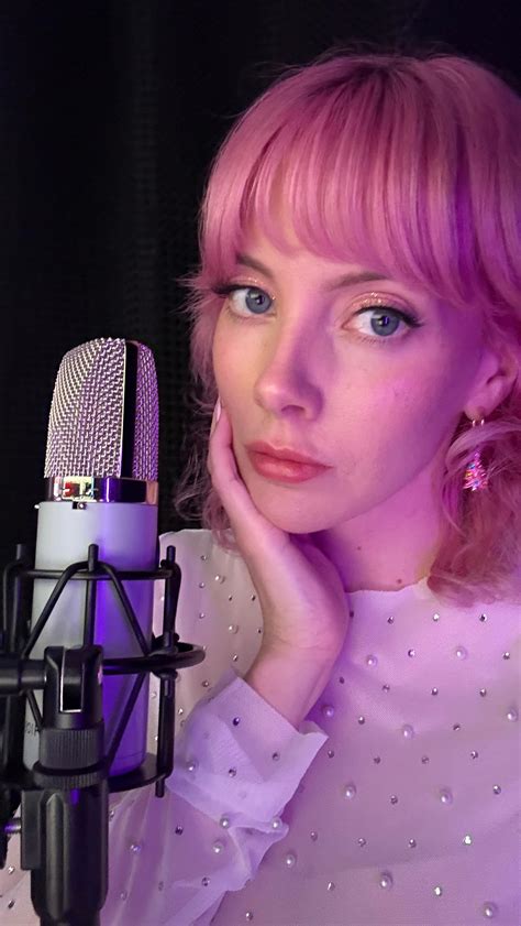 Meredith Bull (@meredithbullofficial) • Instagram photos and videos