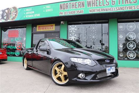 Ford Falcon Fg Xr6 Turbo Ute Black Simmons Fr1 Wheel Front