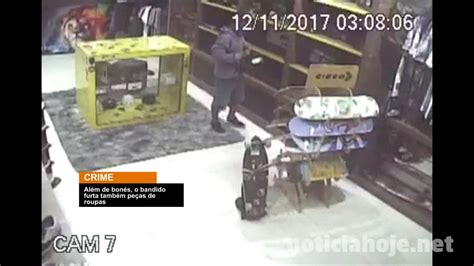 Criminoso Quebra Vidra A De Loja E Comete Furto No Centro De Ca Ador