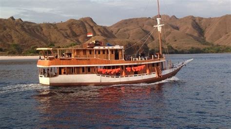 Paket Wisata Komodo | Paket Tour ke Pulau Komodo