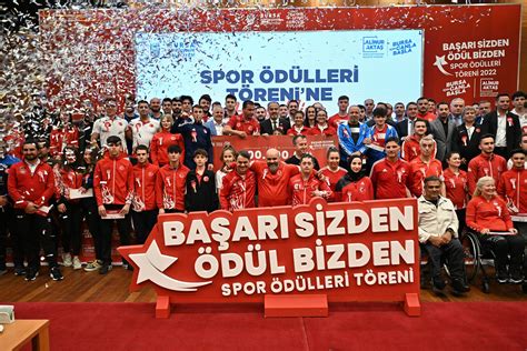 Bursa da sporun yıldızlarına ödül yağdı Norm Haber