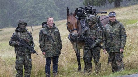 Boris Pistorius Besucht Gebirgsj Gerbrigade Bayern In Bischofswiesen