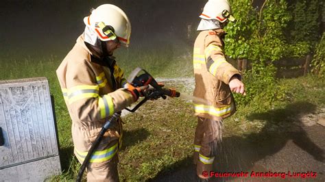 Keller Unter Wasser Freiwillige Feuerwehr Annaberg Lung Tz