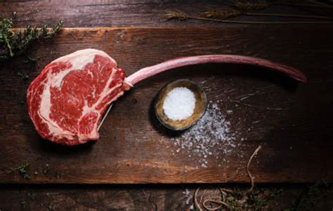 The Ultimate Guide To Tomahawk Steaks Why Are They So Expensive And Where To Get Them Cool