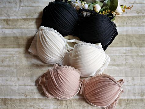 NUDE UNDERWEAR純真雪紡貝蕾偷心密探法式薄蕾雙面女伶貝蕾 每款美到讓人目不轉睛 吳大妮