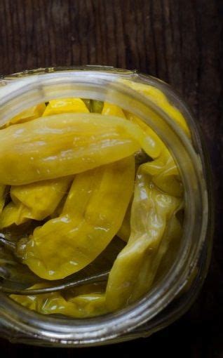 PICKLED PEPPERONCINI [nourishedkitchen] Pickled Pepperoncini Recipe, Pepperoncini Peppers ...