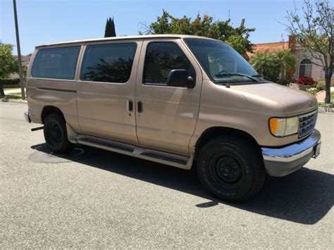 1996 Ford E 350 XLT Superduty Econoline Club Wagon 12 Passenger Or