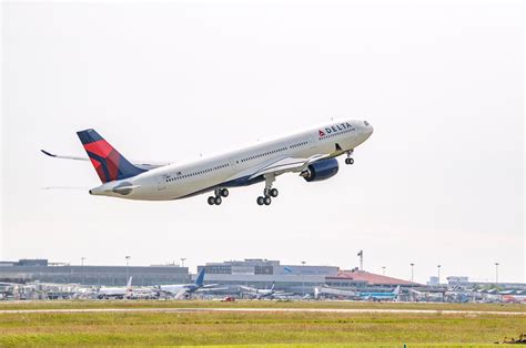 Delta Airbus A330-900neo Returns To Tokyo Over Hydraulic Failure - Simple Flying