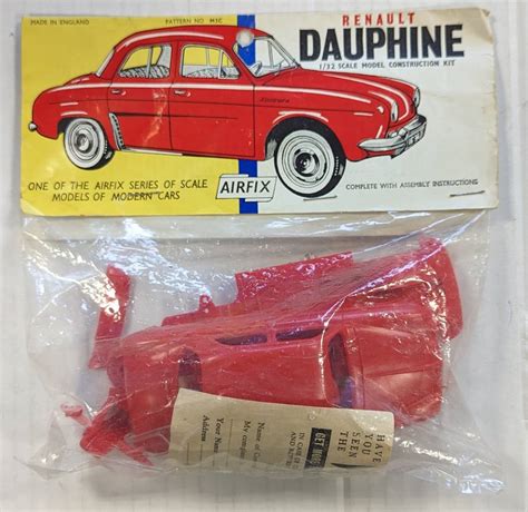 AIRFIX Models | AIRFIX M3C RENAULT DAUPHINE | Model Kits