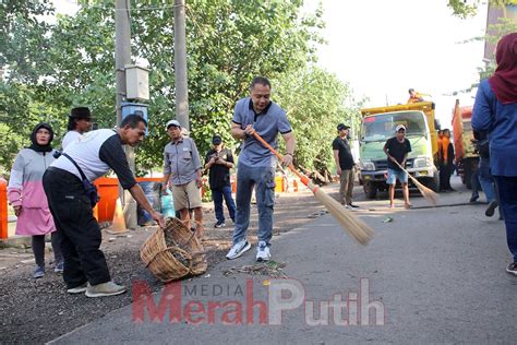 Peringati Hpsn Ribuan Pegawai Pemkot Surabaya Kerja Bakti Massal