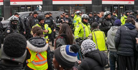 ‘We will not be deterred,’ Pro-Palestinian demonstrators accuse Toronto ...