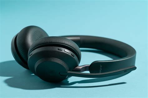 The 4 Best Wireless and Wired Headsets of 2023 | Reviews by Wirecutter