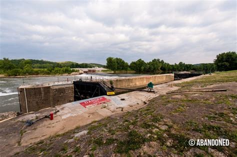 Kentucky River Locks & Dams - Abandoned