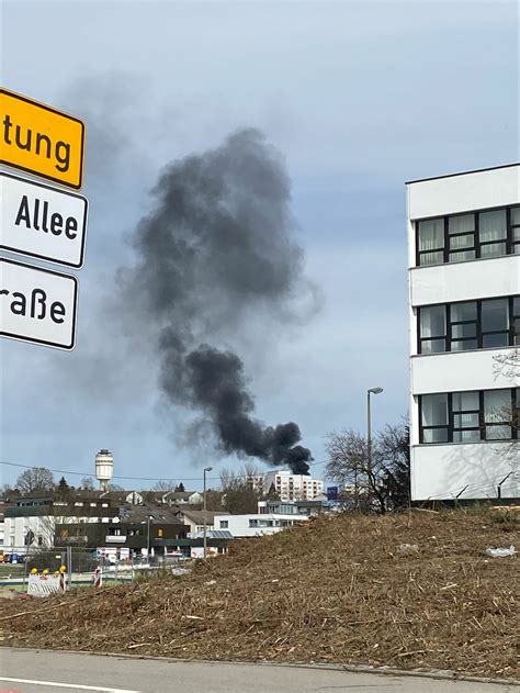 Rauchs Ule War Weithin Sichtbar Sindelfingen Brand Auf Dem Goldberg