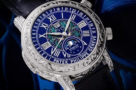 Patek Philippe Sky Moon Tourbillon Ref 6002G 001 lập kỷ lục đồng hồ