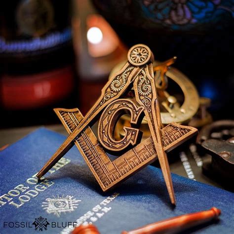 Master Mason Square And Compasses In 2020 Masonic Gifts Masonic Mason