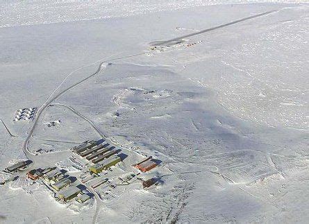 Alert, Nunavut: Top of the World | Canadian military, Nunavut, Aviation photography