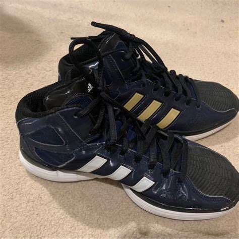 Navy Adidas High Top Basketball Shoes Size 9 - Gem