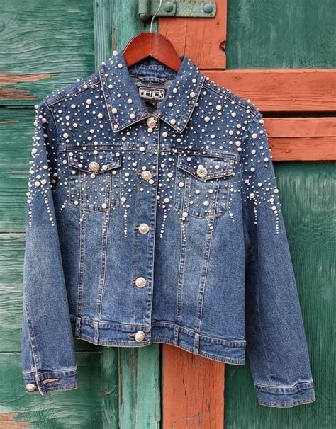 Pin By Anafoto On Bordado In Embellished Denim Jacket Diy Denim