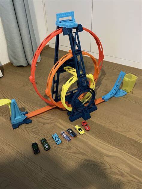 Hot Wheels Looping Set Mit Autos Kaufen Auf Ricardo