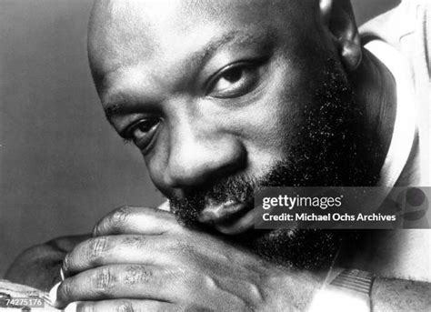 2521 Isaac Hayes Photos And High Res Pictures Getty Images