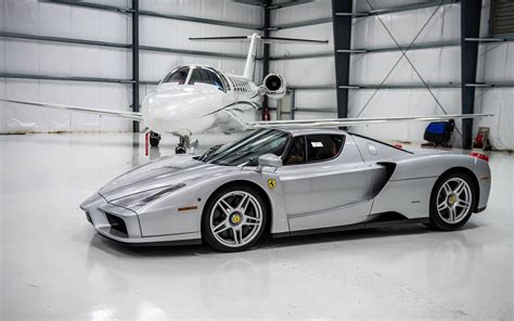 Une Ferrari Enzo Jamais Déballée Ni Immatriculée à Vendre En Ontario